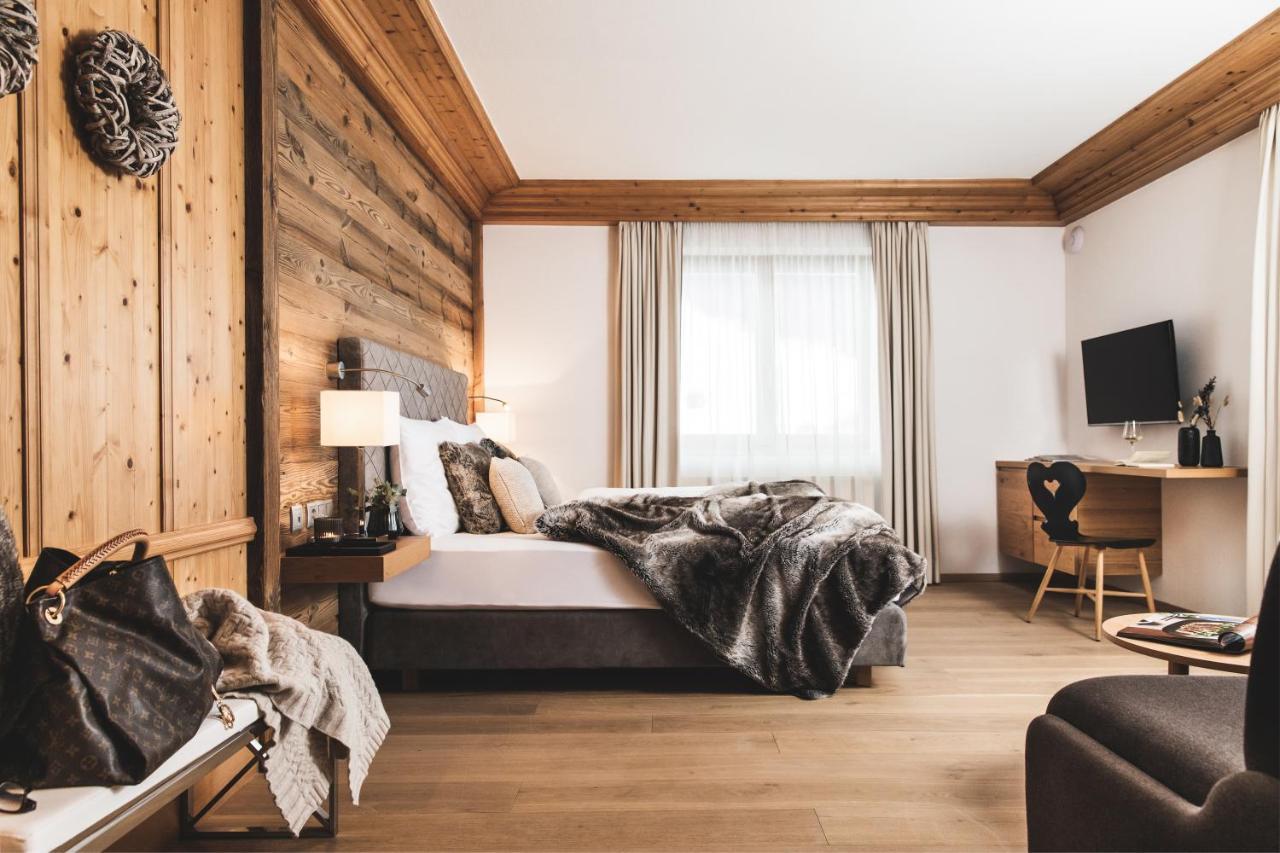 Alpines Gourmet Hotel Montanara Flachau Exterior photo